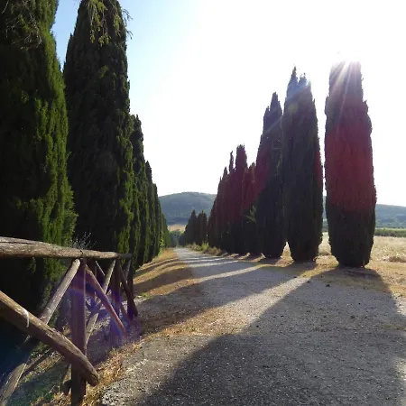 Scappo In Umbria, Casale Beatrice Villa *